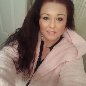 Beautiful pink soft sherpa type jacket!